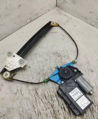 Audi A4 S4 B7 8E 8H Rear door window regulator motor 8E0959802E 105849204 5WK49205CBF