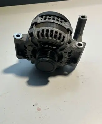Opel Insignia B Generator/alternator 39215100 0126312186 20200313