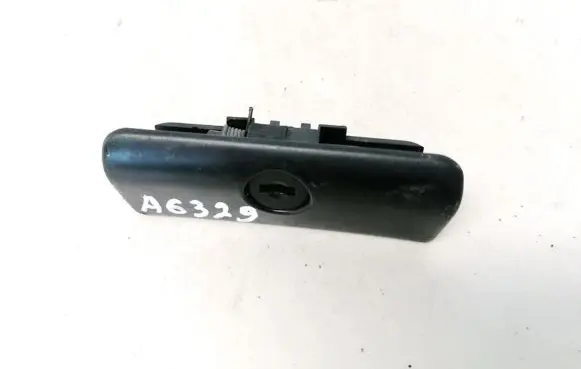 BMW 5 E39 Glove box