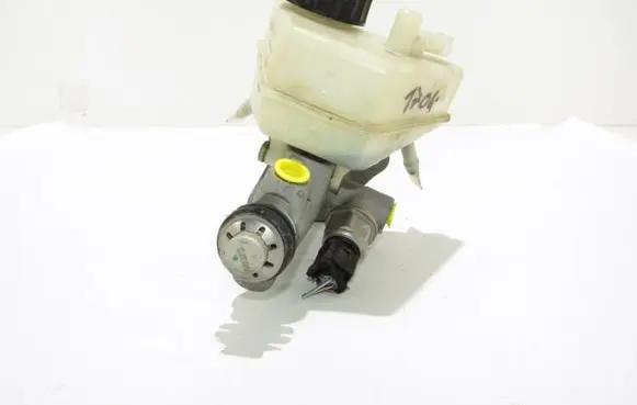 Mercedes-Benz CL C215 Master brake cylinder 03350884551