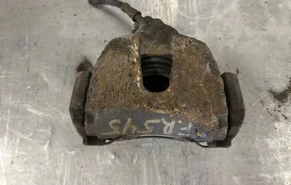 Volvo C30 Front brake caliper