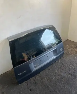 Volvo V70 Tailgate/trunk/boot lid