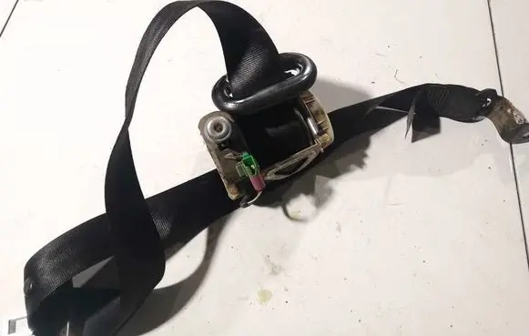 Mercedes-Benz B W245 Front seatbelt 
