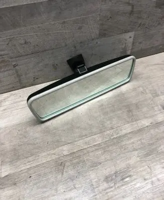 Volkswagen Caddy Rear view mirror (interior) E1021065