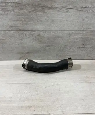 Intercooler hose/pipe