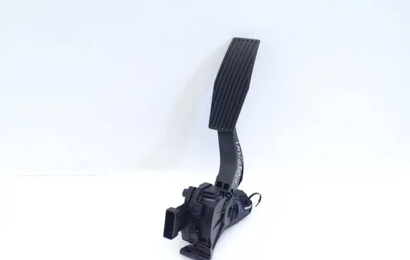 Opel Insignia A Accelerator throttle pedal 13237352