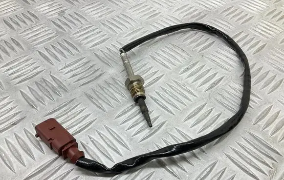 Audi A4 S4 B9 Exhaust gas temperature sensor 8W0906088B