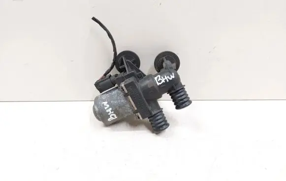 BMW 3 E46 Coolant heater control valve 64118369805 1147412144 8369805
