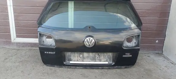 Volkswagen PASSAT B6 Tailgate/trunk/boot lid 