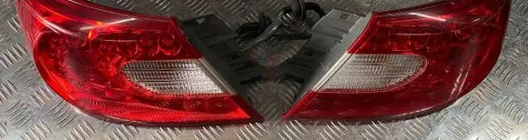 Infiniti M Y51 Rear/tail lights set INFINITIM37 M37