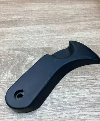 BMW 3 E46 Engine bonnet (hood) release handle 8226621