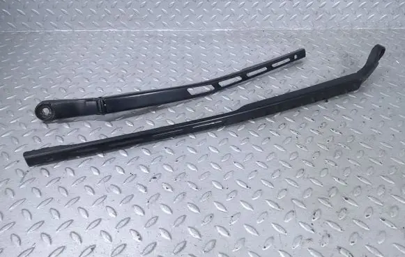 Audi A8 S8 D4 4H Front wiper blade arm 3392125891 3392125892