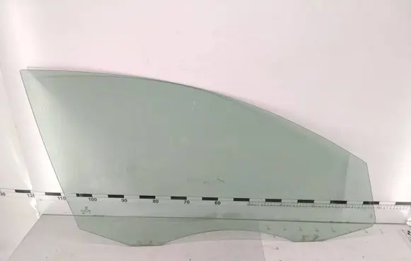 Volkswagen PASSAT B6 Front door window glass four-door 43R00082 A011404 DOT90M40AS2