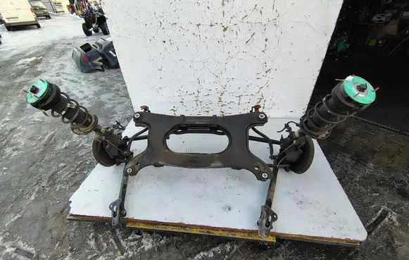 Land Rover Evoque I Rear axle beam 
