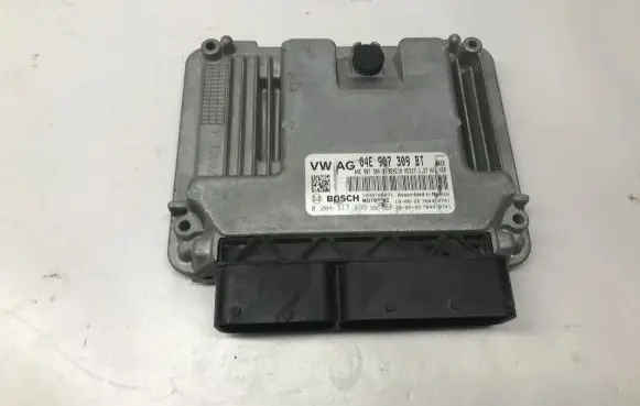 Volkswagen Jetta VII Engine control unit/module 04E907309BT