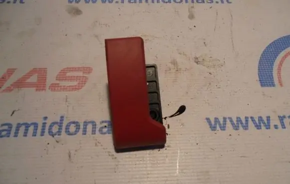Mercedes-Benz A W168 Engine bonnet (hood) release handle
