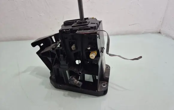Gear shifter/selector