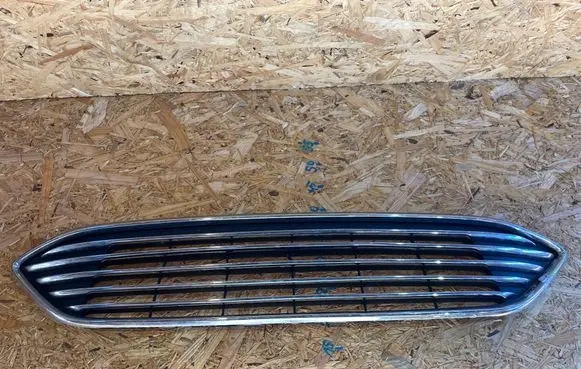Ford Focus Front grill F1EB-8C436-A S2505S140-S041