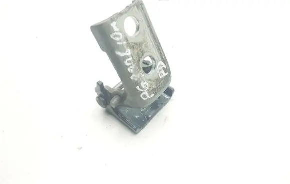 Peugeot 3008 I Front door upper hinge