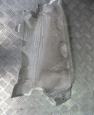 Audi R8 42 Engine splash shield/under tray 420825689B