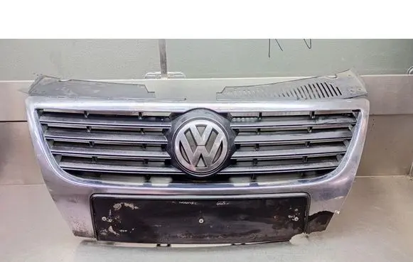 Volkswagen PASSAT B6 Front grill 3C0853651B