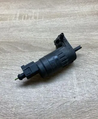 Windscreen/windshield washer pump