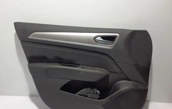 Renault Arkana Front door card panel trim 809003886R