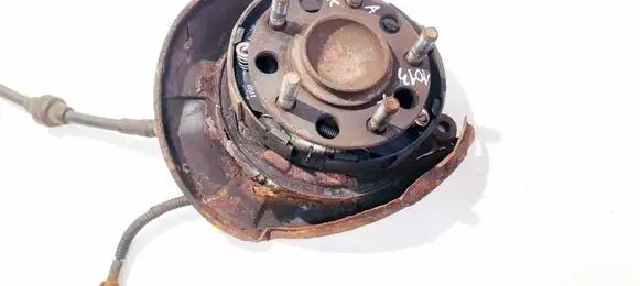 Dodge Caliber Rear wheel hub