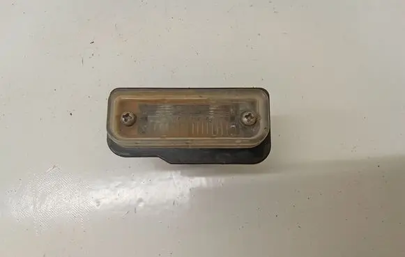 Mercedes-Benz E W211 Number plate light A2038200256