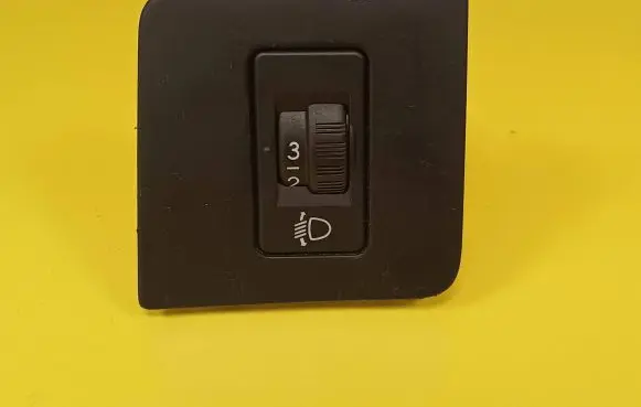 Peugeot 407 Headlight level height control switch 96384422XT