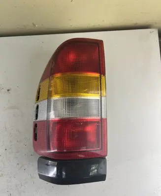 Opel Frontera B Rear/tail lights