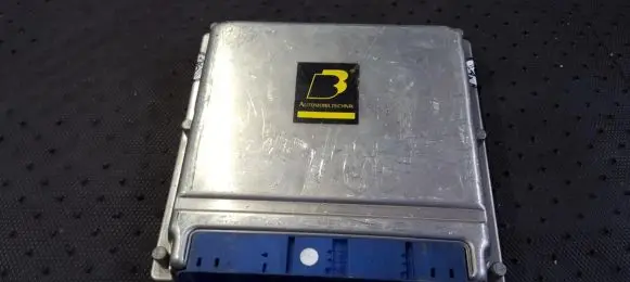 Audi A8 S8 D2 4D Engine control unit/module 4D0907409B 0281001868