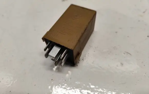 BMW X5 E53 Window control relay 61368384505