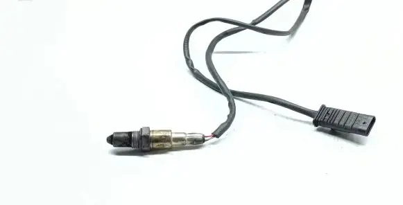 BMW 2 F46 Lambda probe sensor 8570125 0281004438