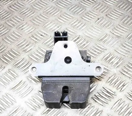 Ford Focus Tailgate/trunk/boot lock/catch/latch 8M51R442A66DB