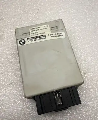 BMW 3 E90 E91 Tow bar trailer control unit/module 9221180 55892110 102460718