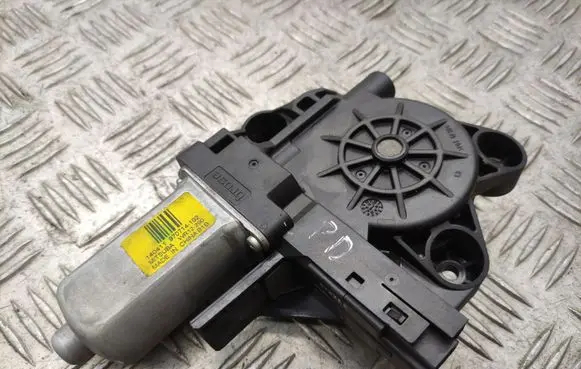 Volvo S80 Front door window regulator motor 970714102