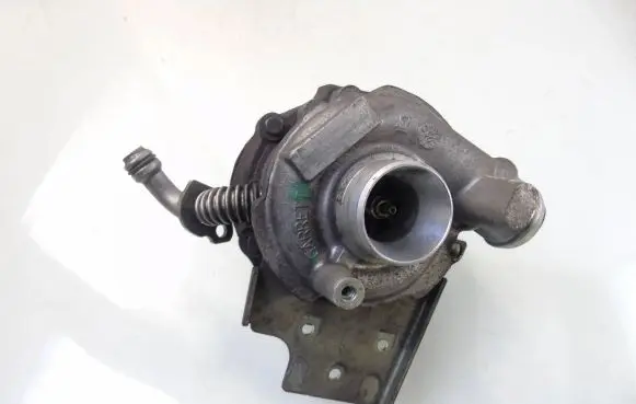 Citroen C6 Turbo 4U3Q6K682AJ