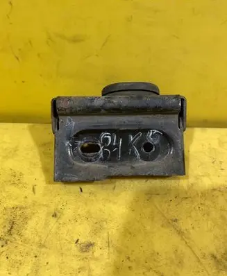 Alfa Romeo Giulietta Radiator mount bracket 