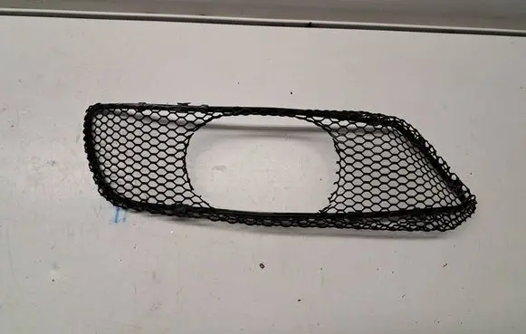 Mercedes-Benz CLK A209 C209 Front bumper lower grill A2098850153