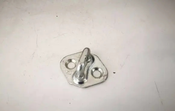 Honda CR-V Front door lock loop/hook striker 