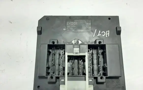 Seat Leon (5F) Central body control module 5Q0937084AE