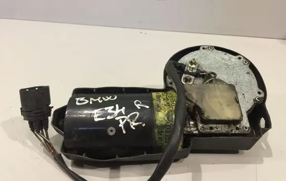 BMW 5 E34 Wiper motor 1378650