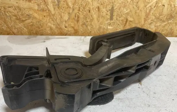Mercedes-Benz E W211 Accelerator throttle pedal A2113000404