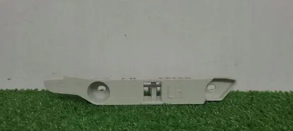 Ford Focus Front bumper mounting bracket