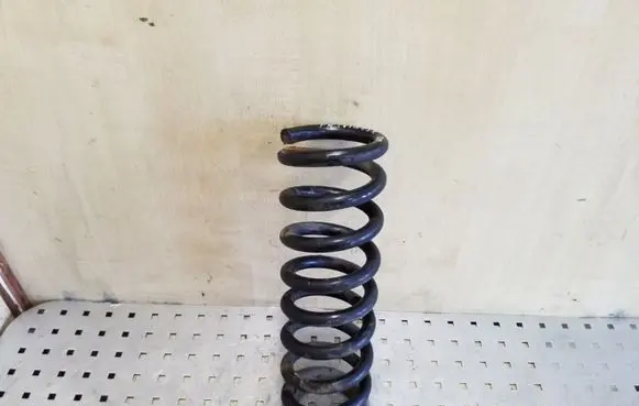 Nissan Pathfinder R51 Front coil spring