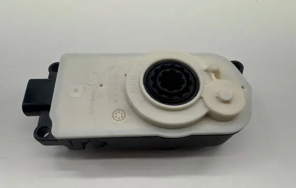 BMW X5 G05 Radiator active air flap actuator 23216P07800 9881645