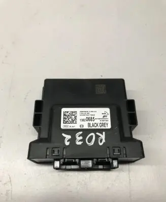 Chevrolet Camaro Parking PDC control unit/module 13520685