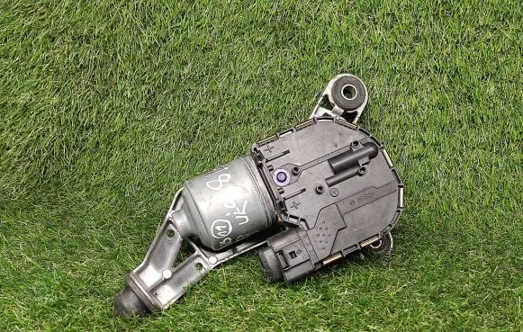 Ford Focus Wiper motor BM5117504AH