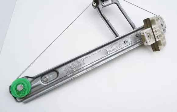 Ford Focus Rear door manual window regulator XS41A27000
